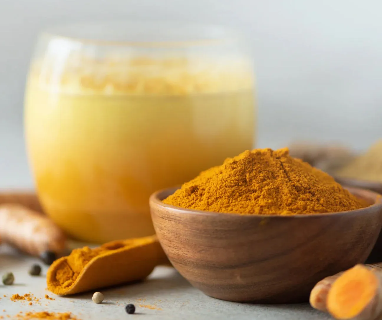 MUD\WTR Turmeric Latte Starter Kit kurkumajuoma 30 annosta, kofeiiniton
